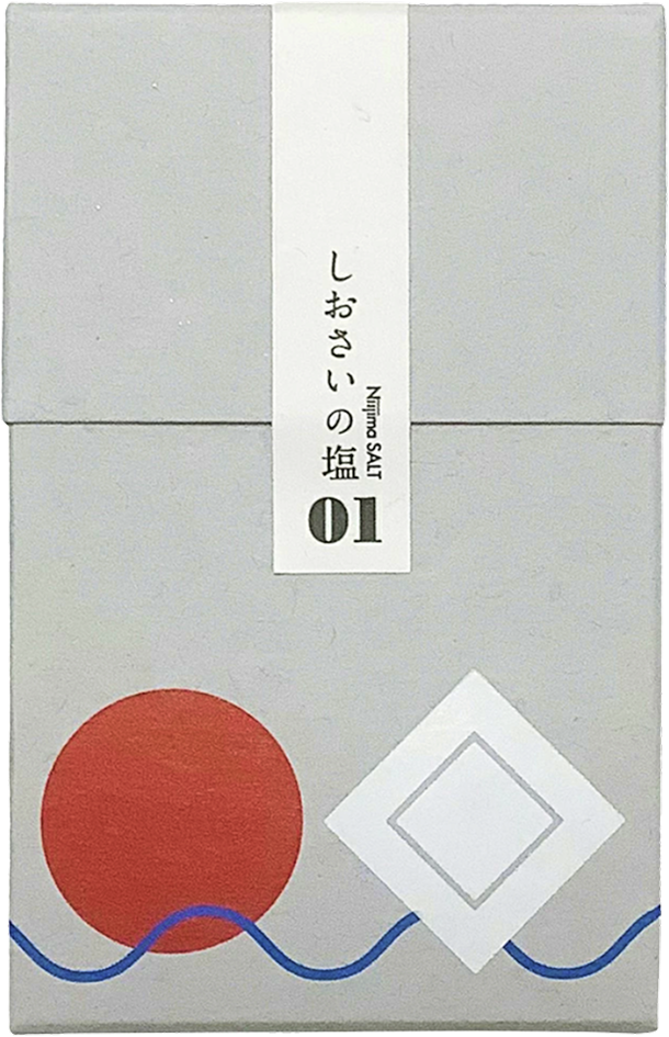 手のひらサイズのおしゃれな箱に入ったしおさいの塩01