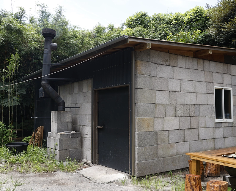 新島製塩所しおさい外観画像